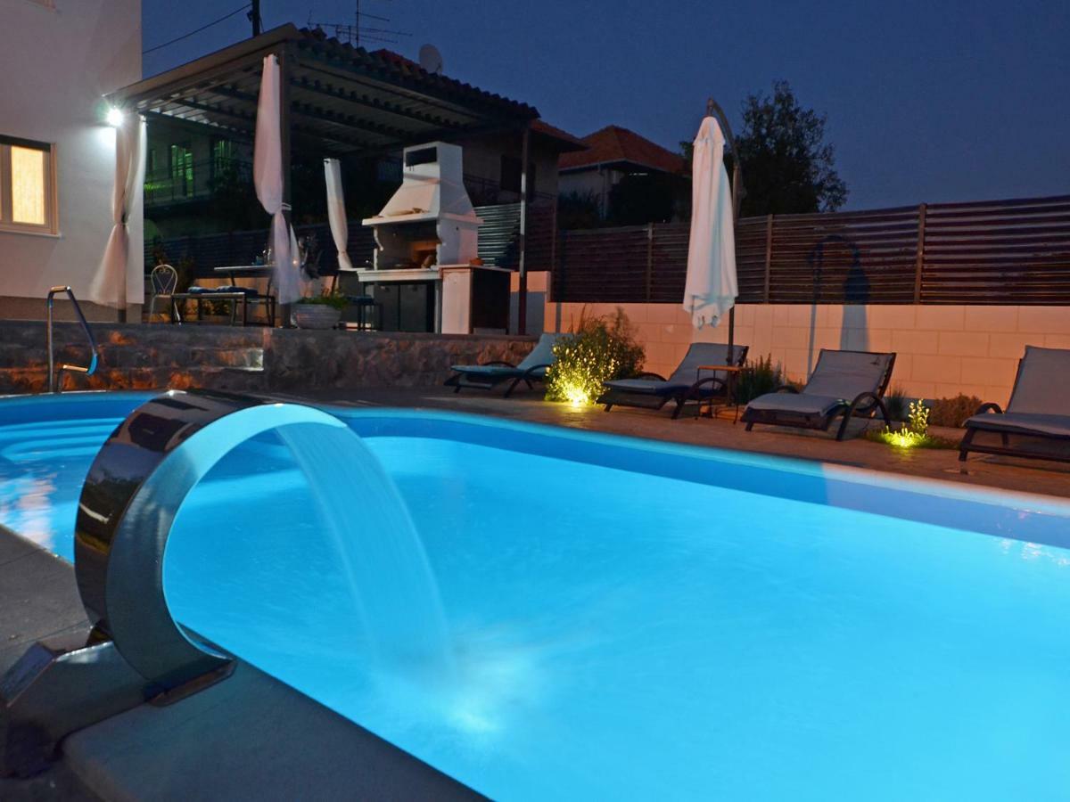 טרוגיר Deluxe Apartman Porto מראה חיצוני תמונה