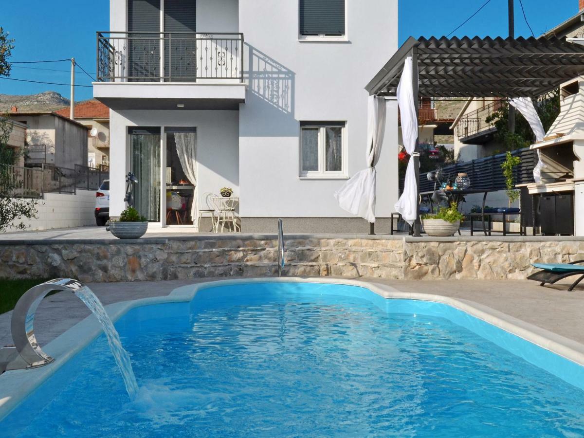 טרוגיר Deluxe Apartman Porto מראה חיצוני תמונה