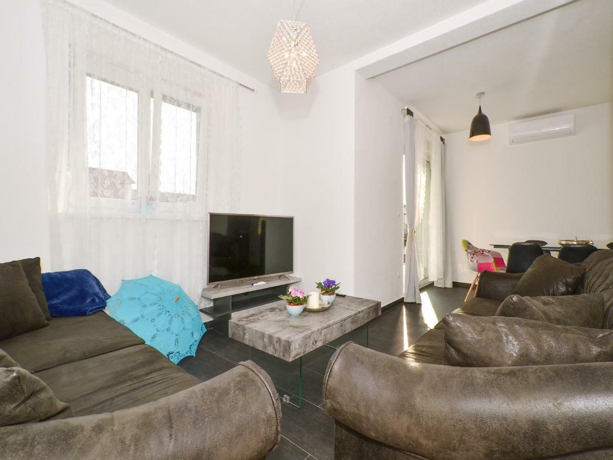טרוגיר Deluxe Apartman Porto מראה חיצוני תמונה