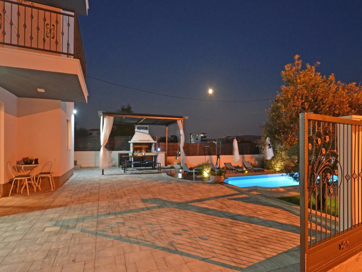 טרוגיר Deluxe Apartman Porto מראה חיצוני תמונה